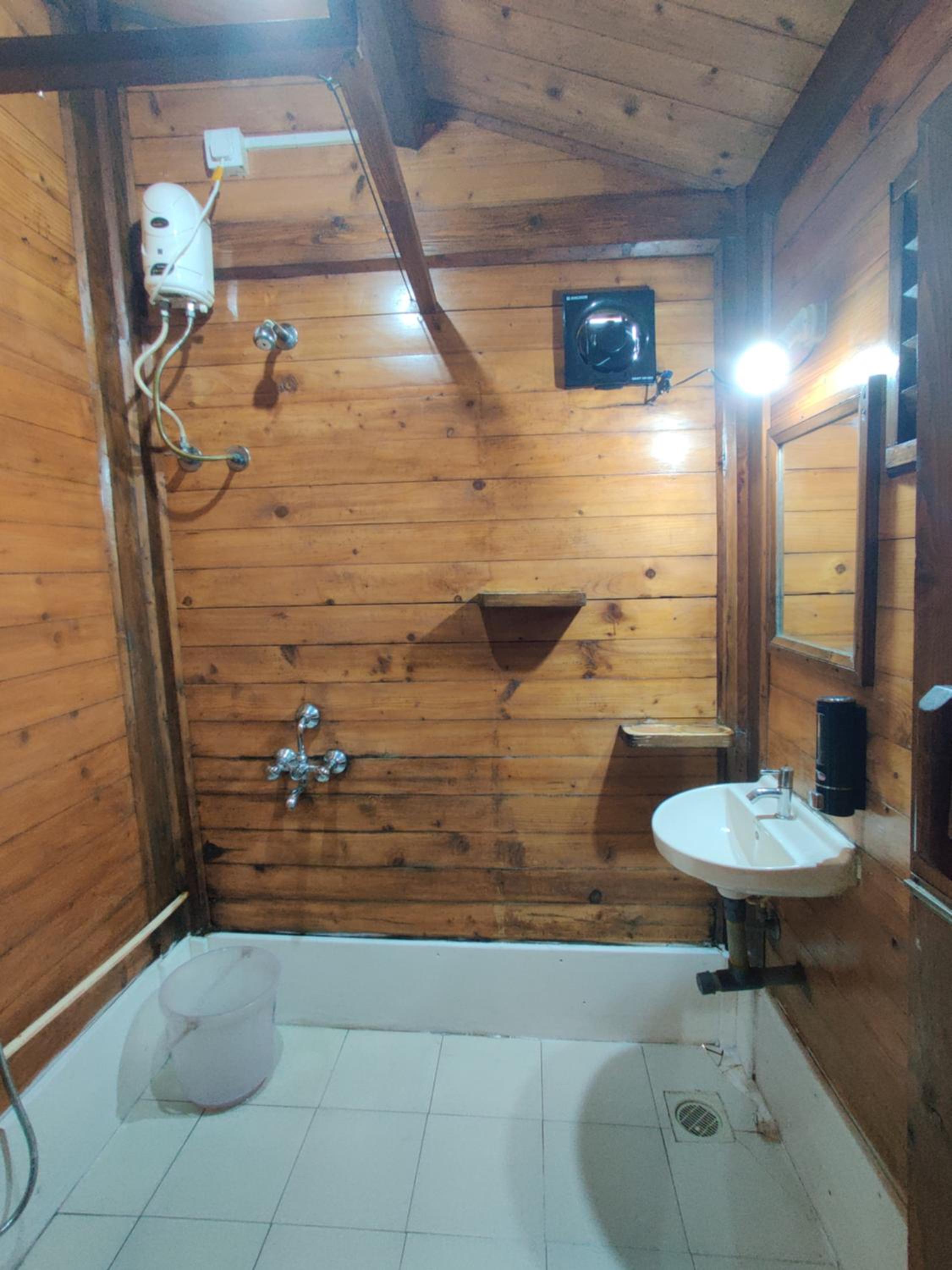 Photo 32