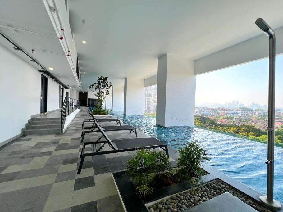 The Luxe Suite, Sunway City with 2Bedroom and Netflix photo 4