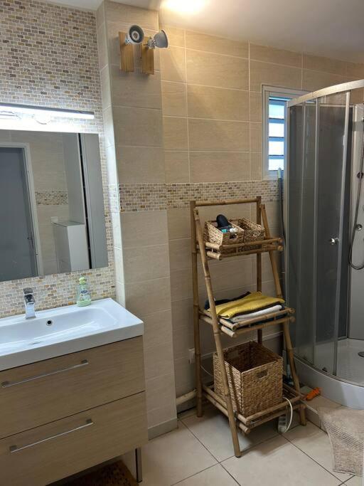 Appartement T3- 2 chambres-4 personnes-parking view 5