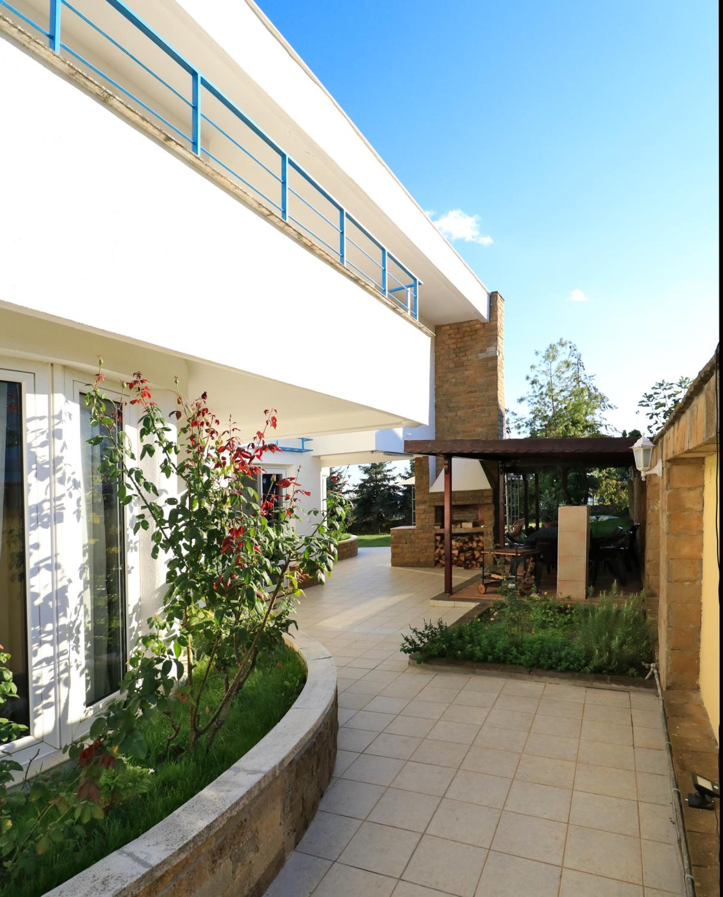 Ravda Residence