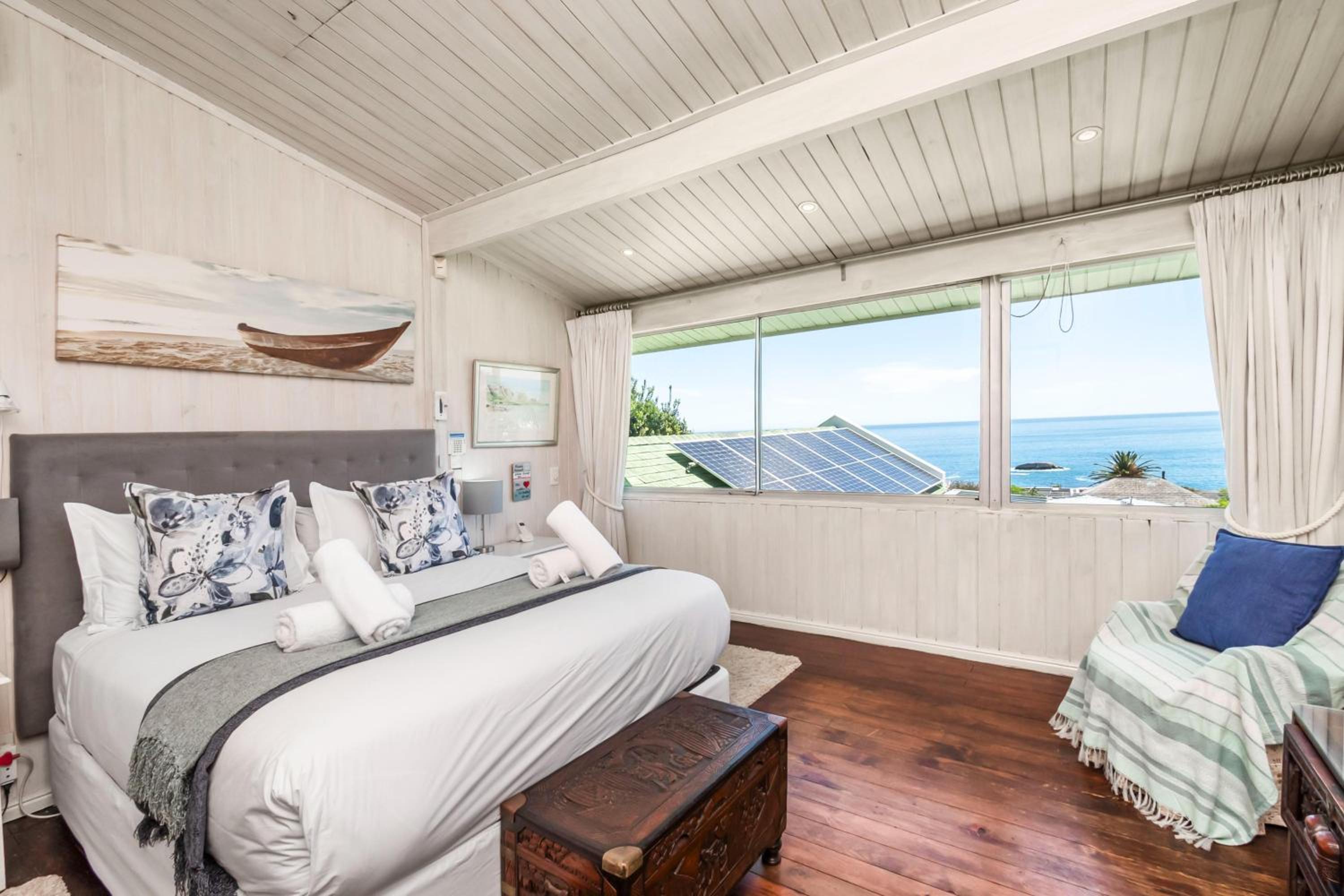 Atlantic Sunsets Camps Bay Villa with Ocean Views view 5