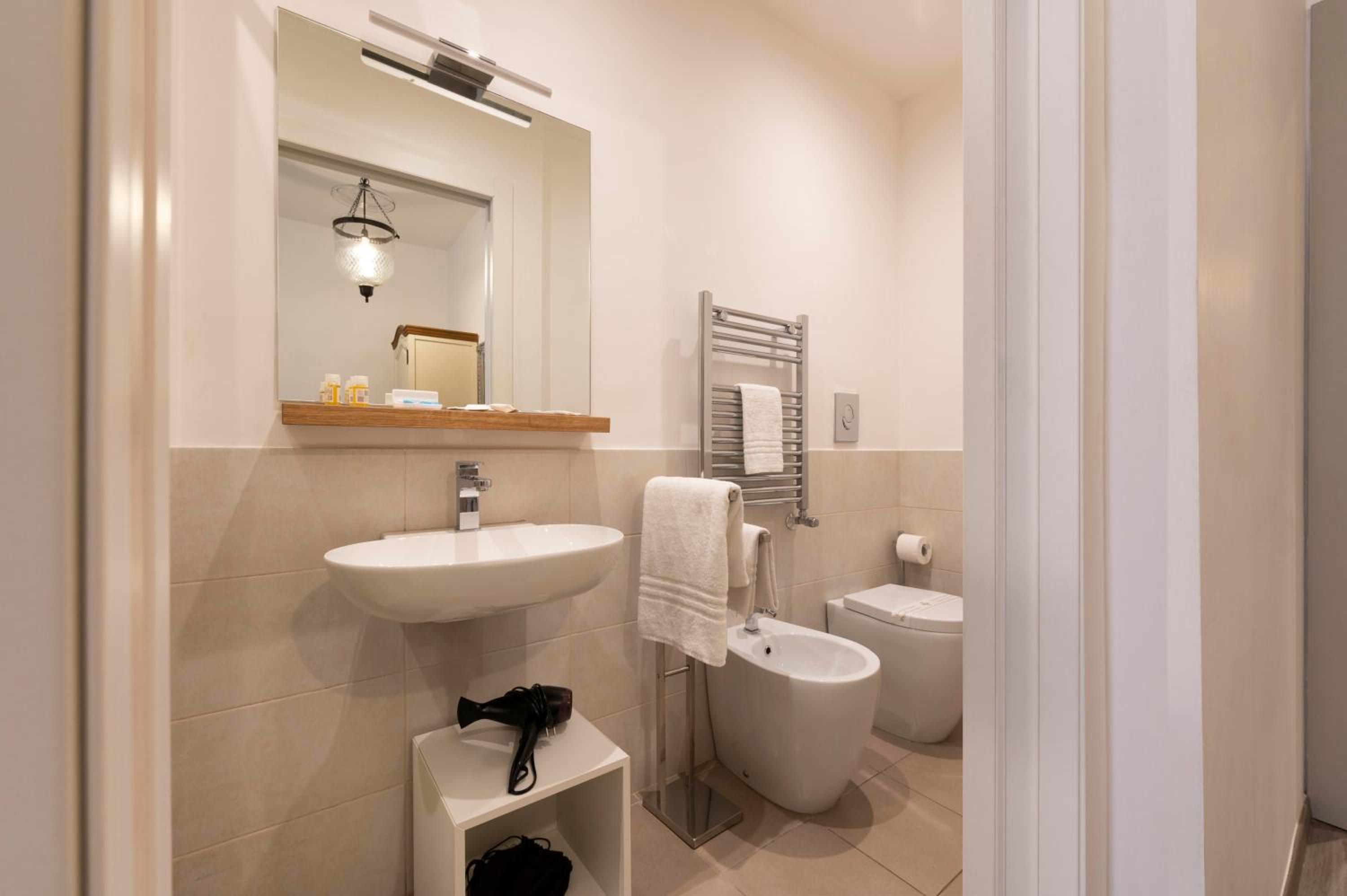 Popolo Rooms&Suites