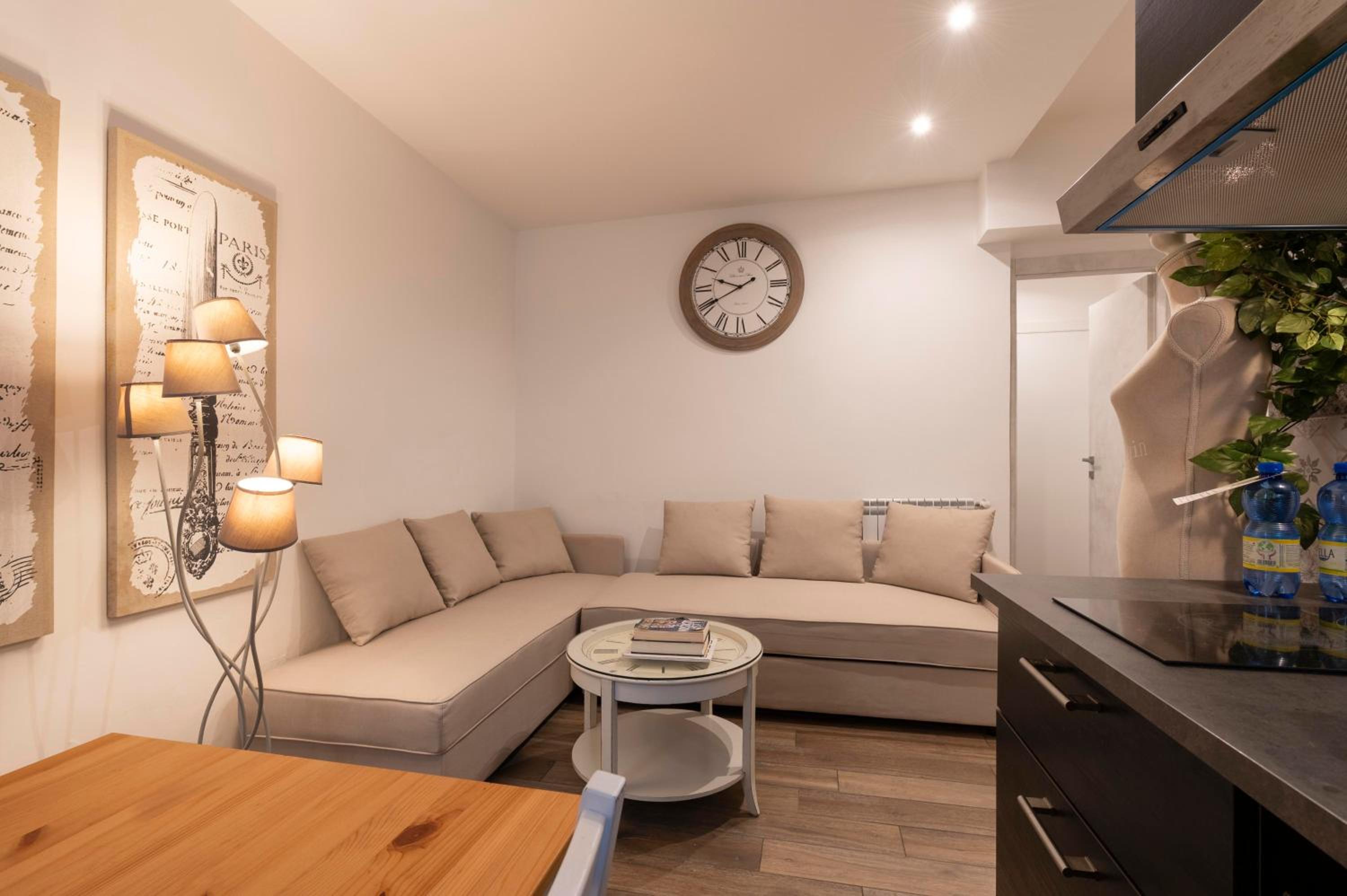 Popolo Rooms&Suites