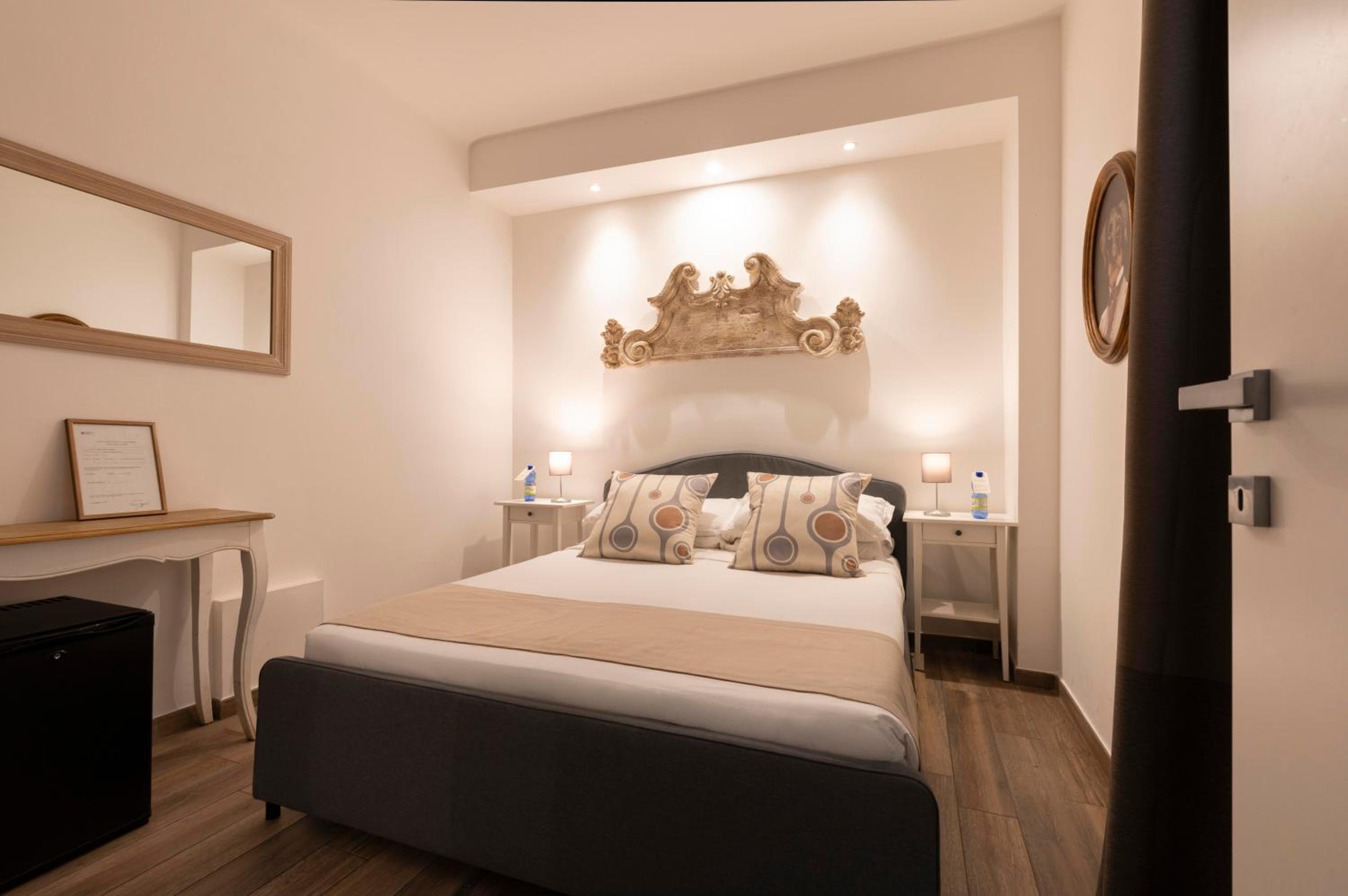 Popolo Rooms&Suites
