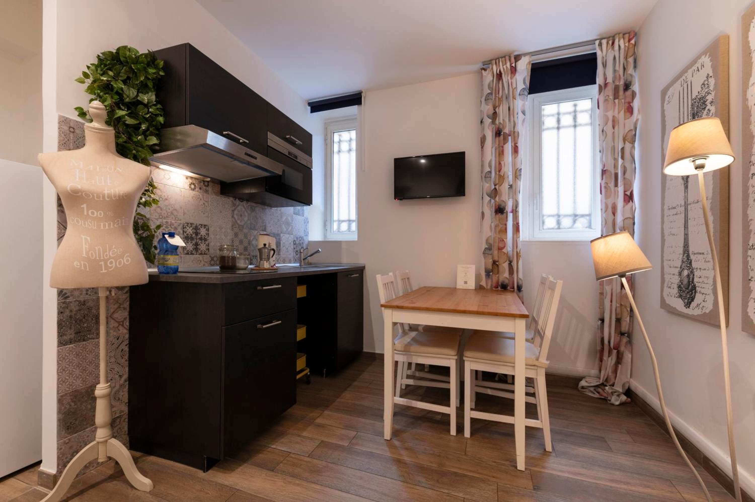 Popolo Rooms&Suites