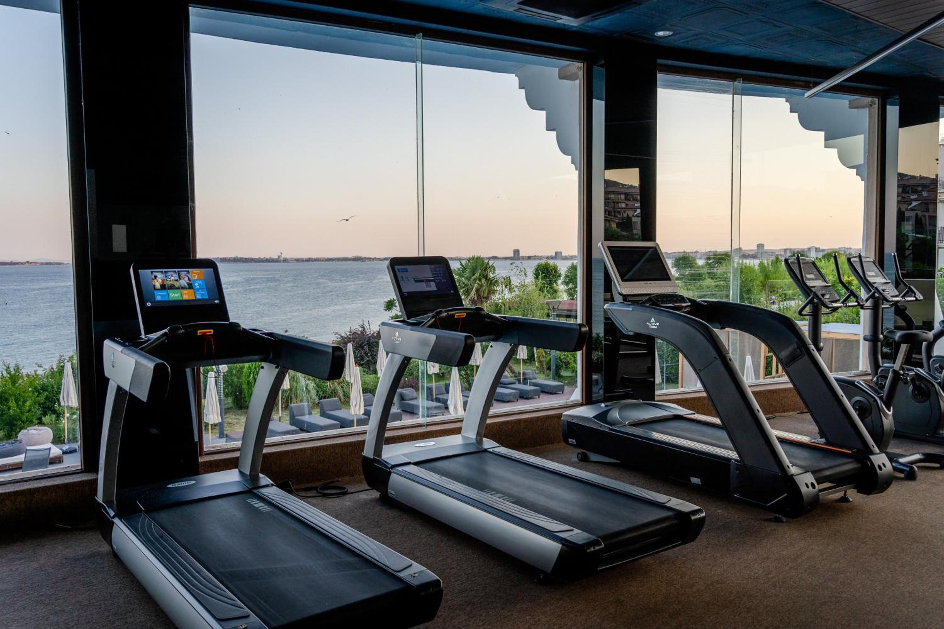 Grand Hotel Sveti Vlas - Fitness & SPA Hotel
