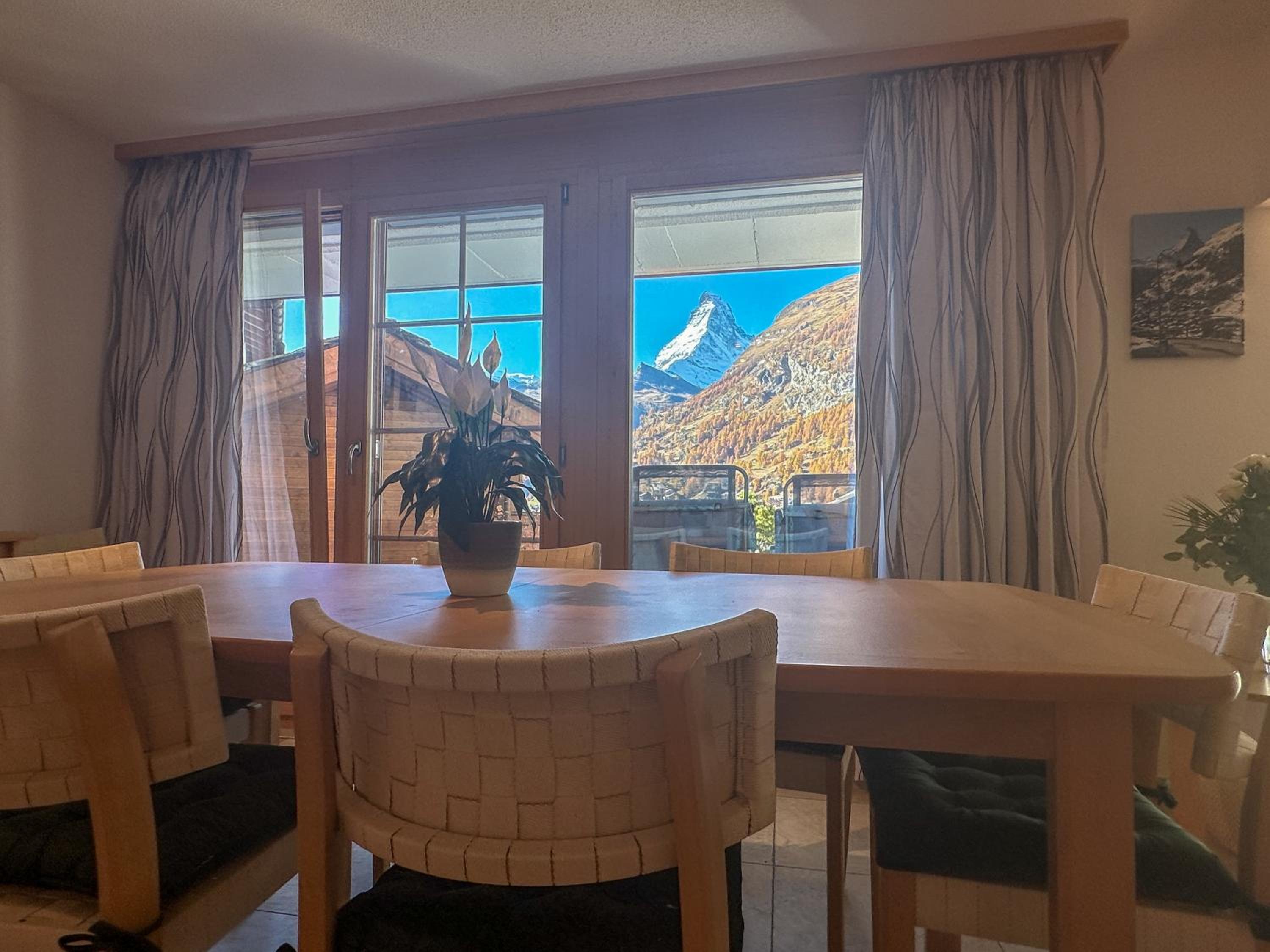 Apartment Lindi- inspiring place with view over Zermatt