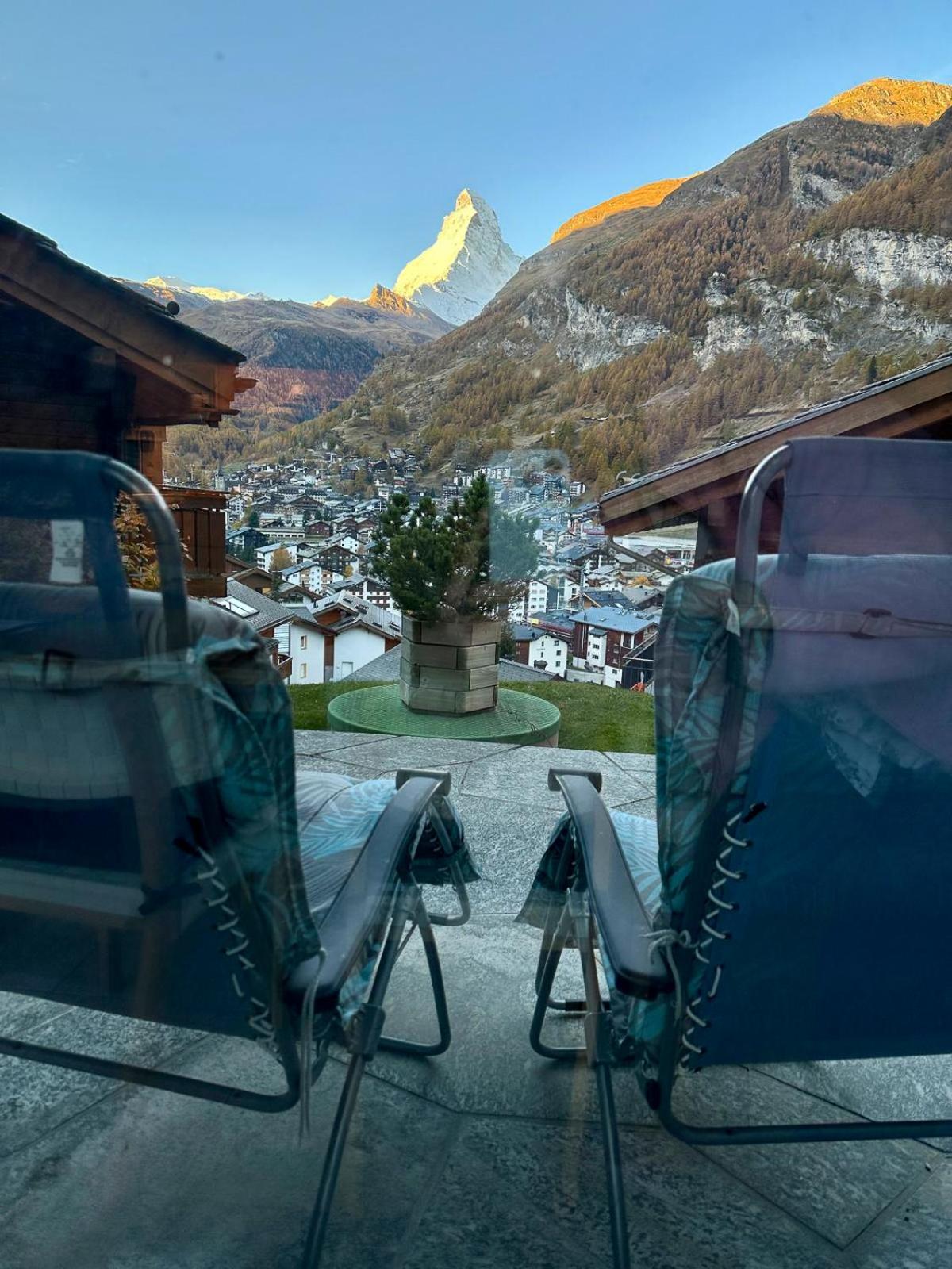 Apartment Lindi- inspiring place with view over Zermatt