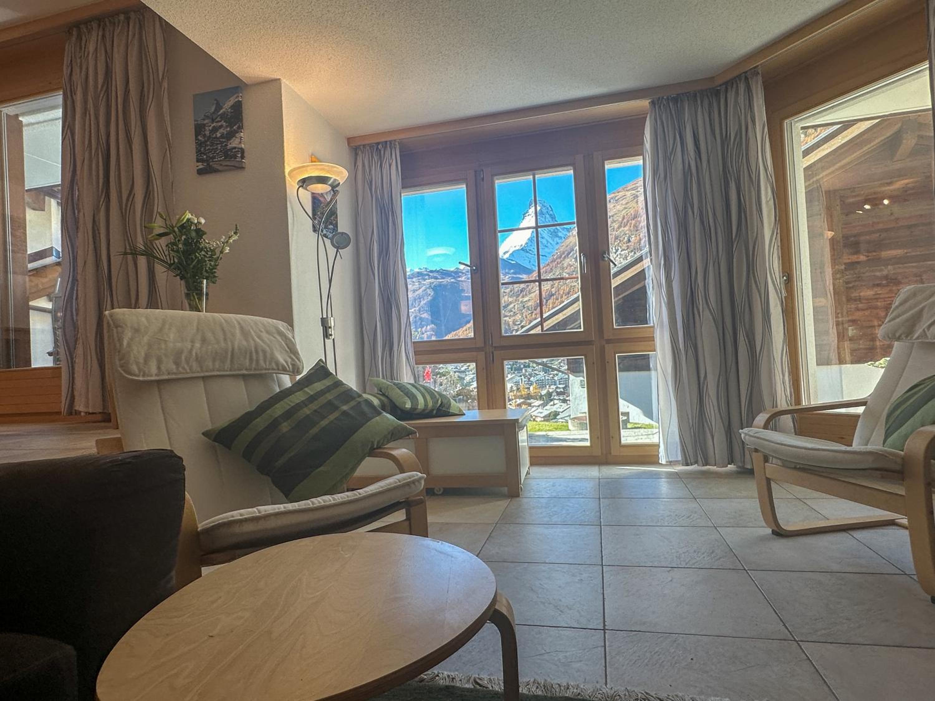 Apartment Lindi- inspiring place with view over Zermatt