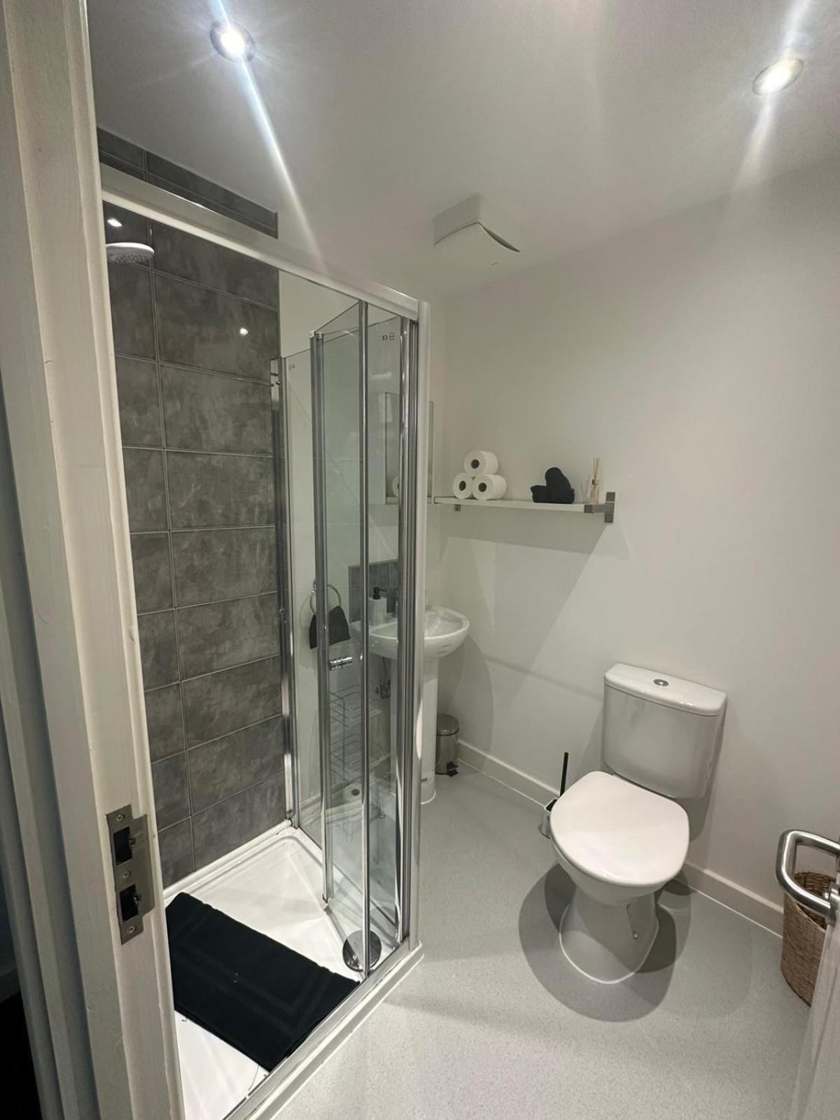 Leicester Vacations - Cosy Apartment in Leicester City Centre - Property Image 6