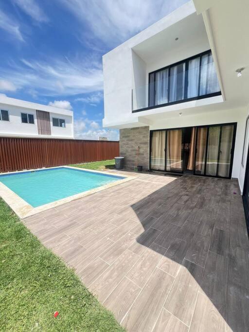 Villa Ventura P