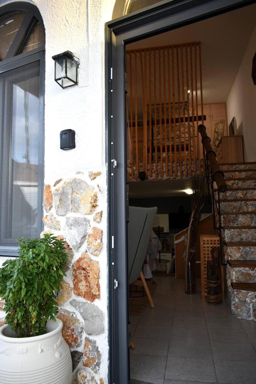 Photo 47