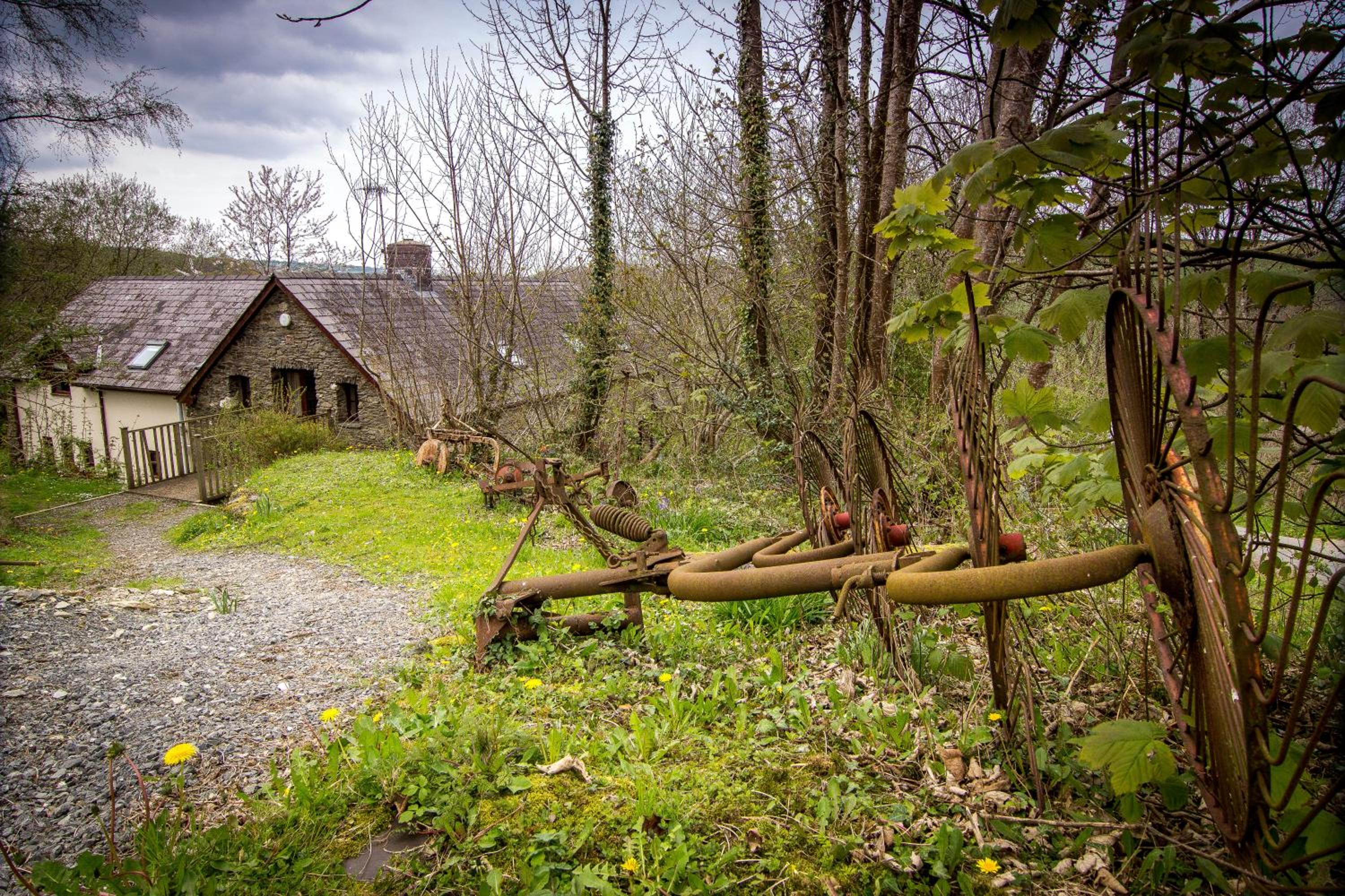 Ceridwen Holiday Homes view 3