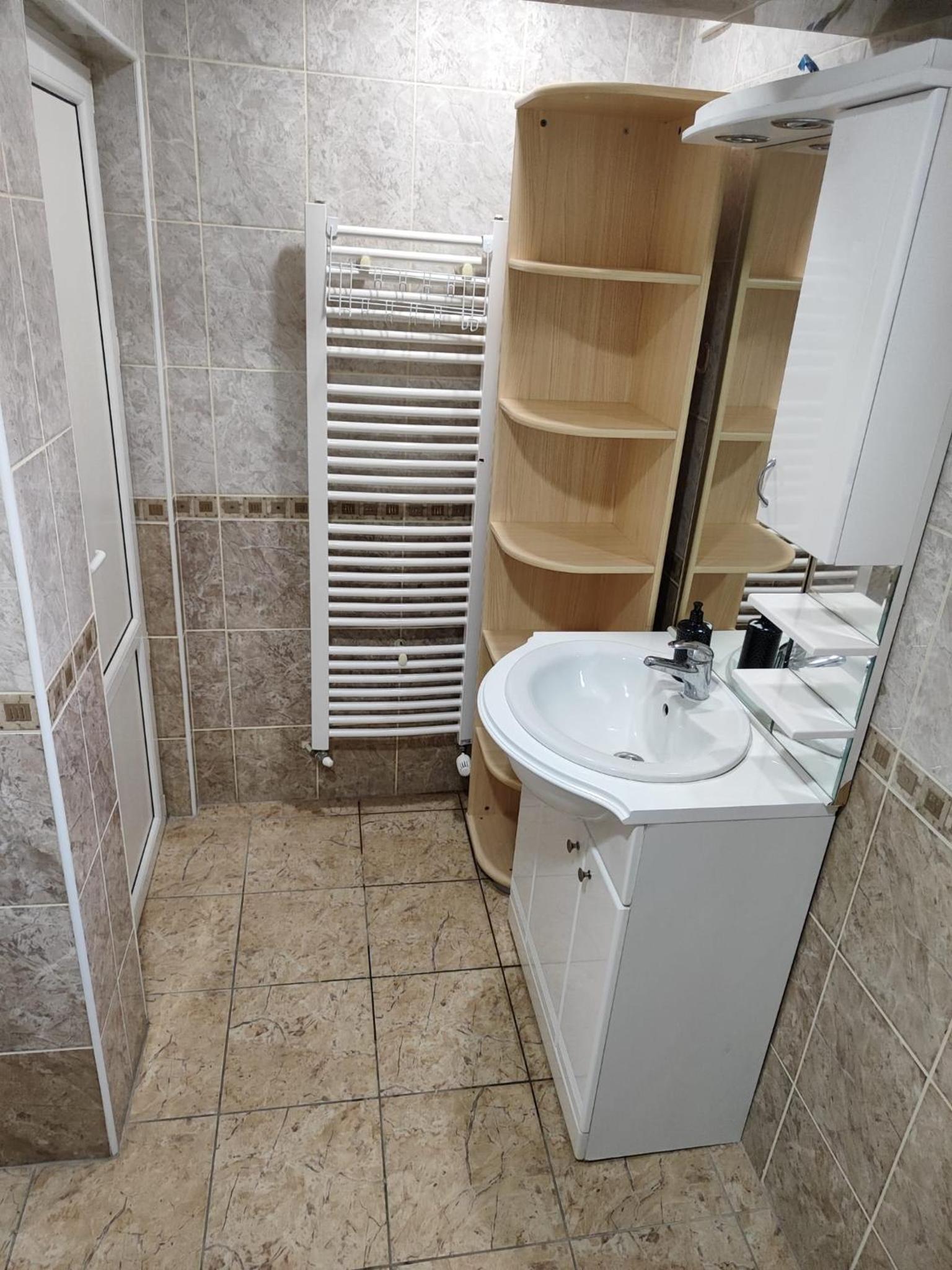 Apartman White