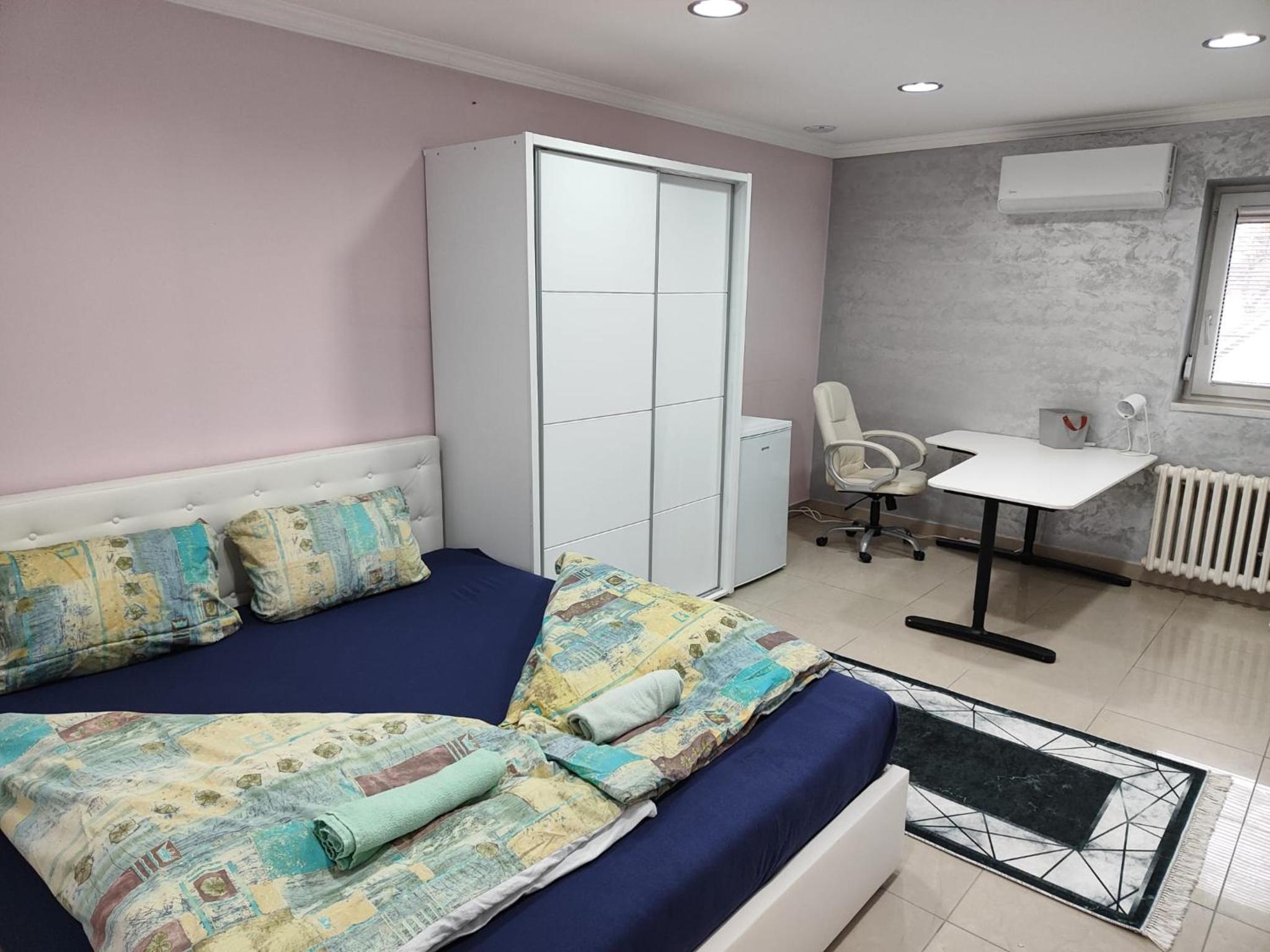 Apartman White