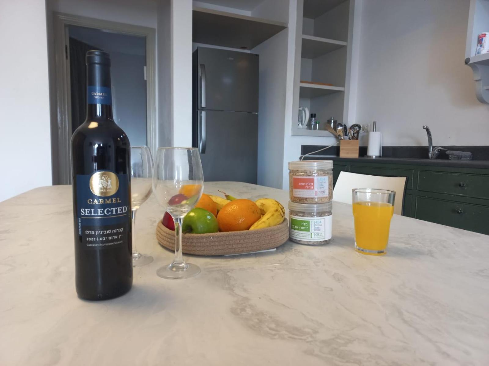 Spacious Neve Tzedek Apartment