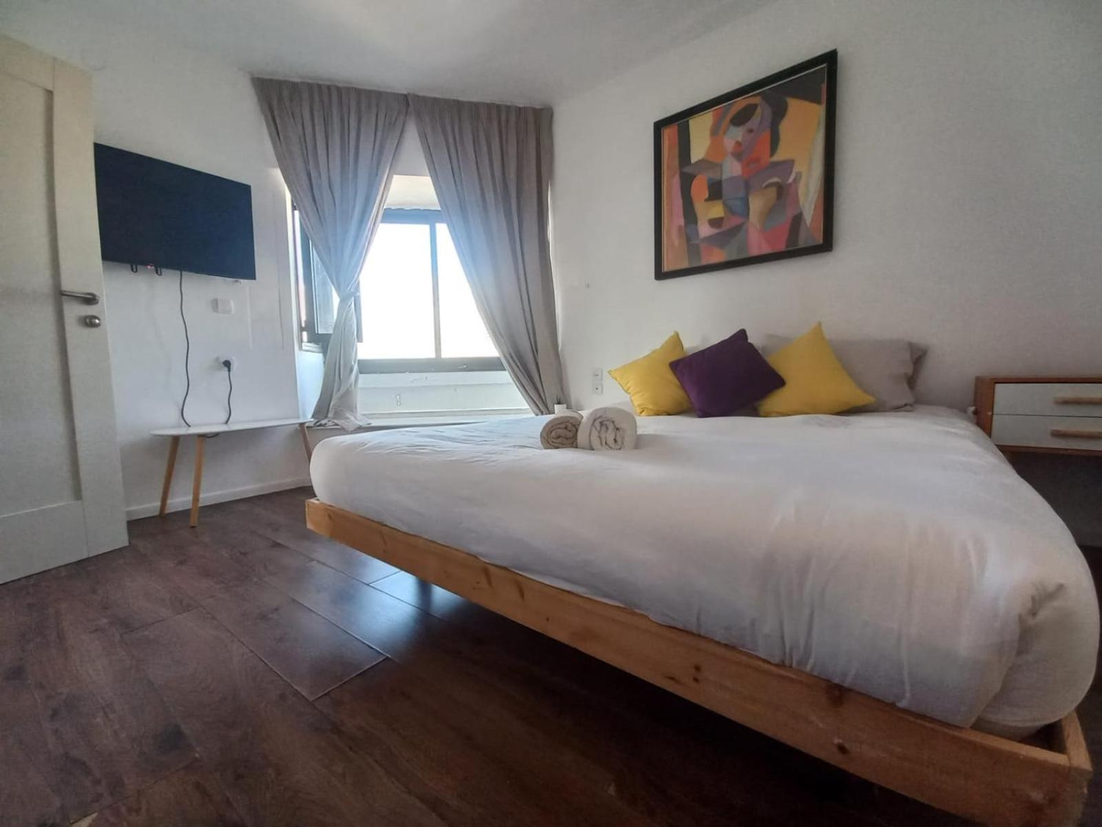 Spacious Neve Tzedek Apartment
