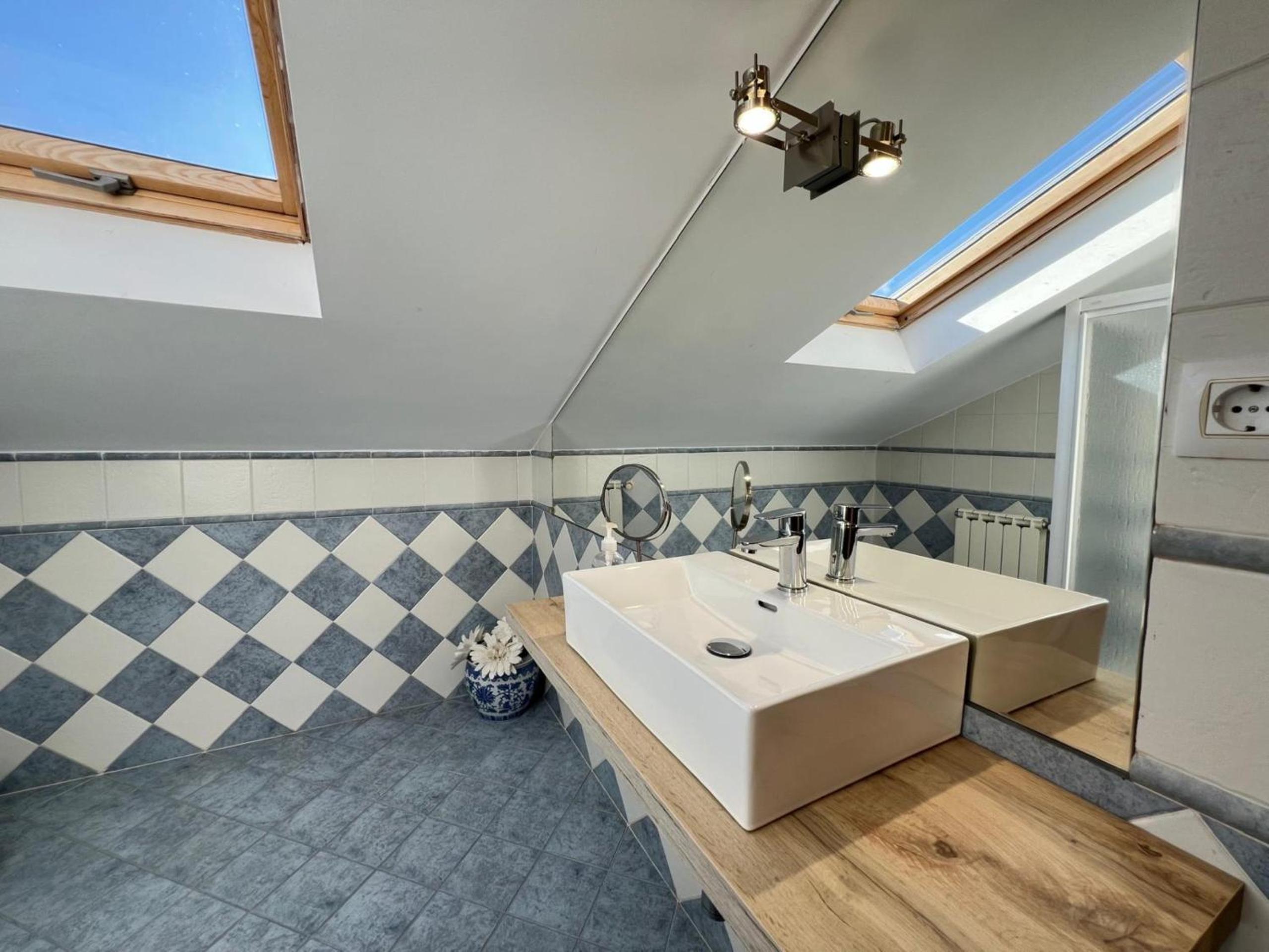 YourHouse Fontevella II