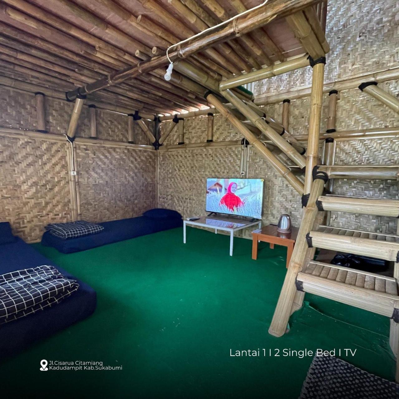 Homestay Nuansa Bambu di Kadudampit Sukabumi view 3