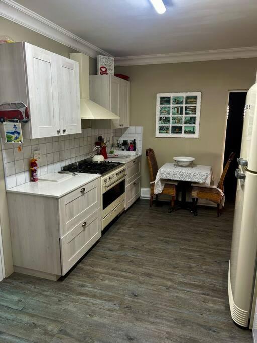 Dasseneiland Apartment Yzerfontein