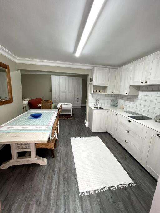 Dasseneiland Apartment Yzerfontein
