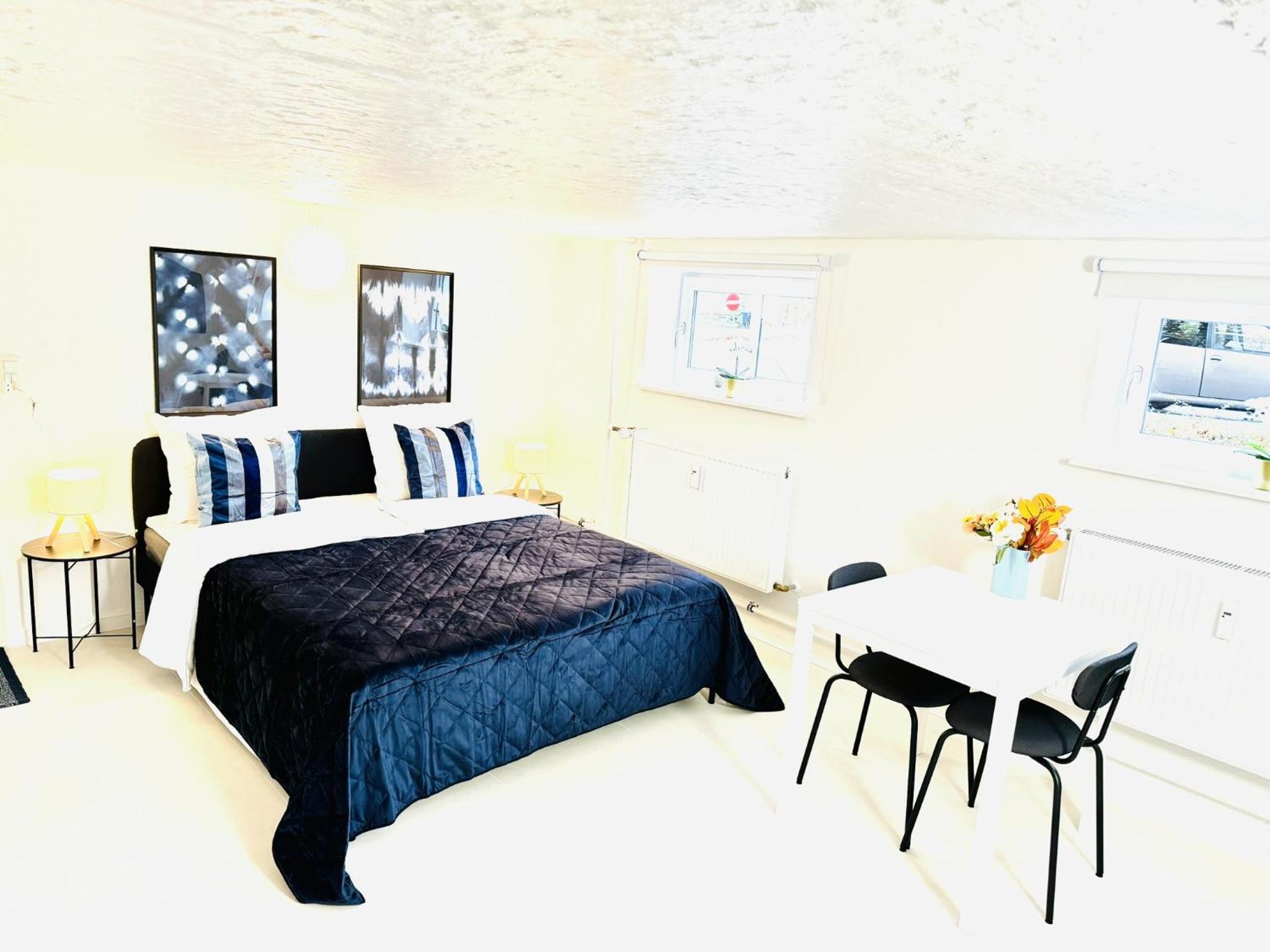 aday - Blue Water Studio Apartment with public Parking view 3