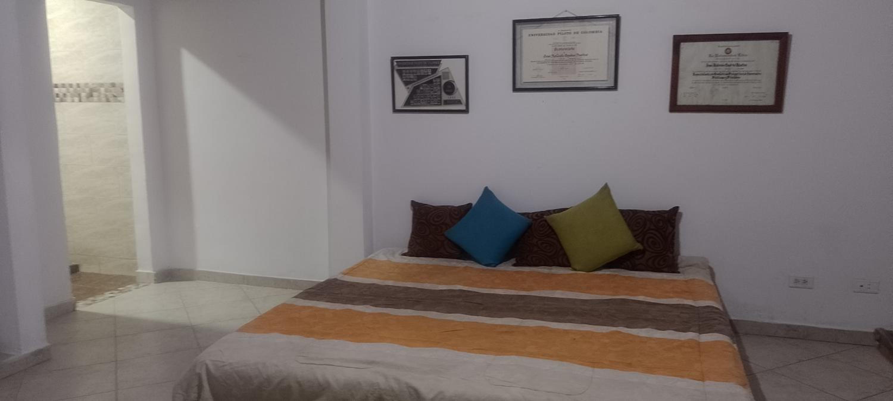 Casa de 5 habitaciones en Vipasa Cali