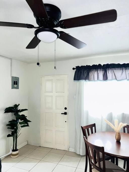 Blue Laventura condo near HWT