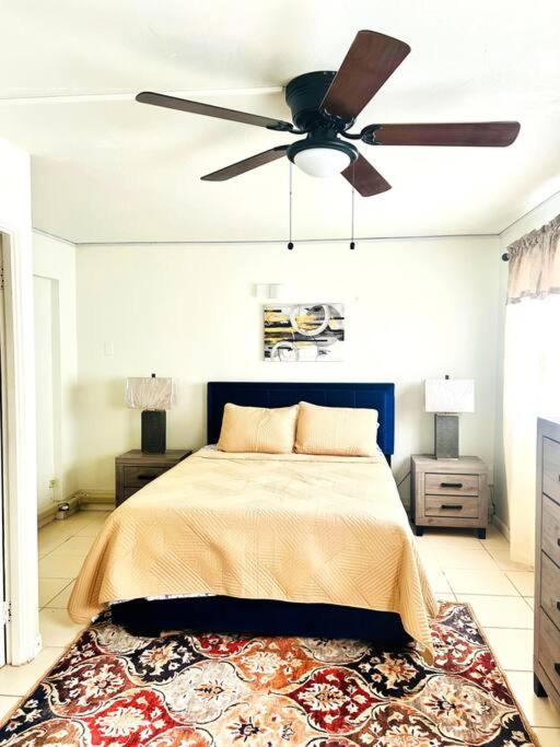 Blue Laventura condo near HWT