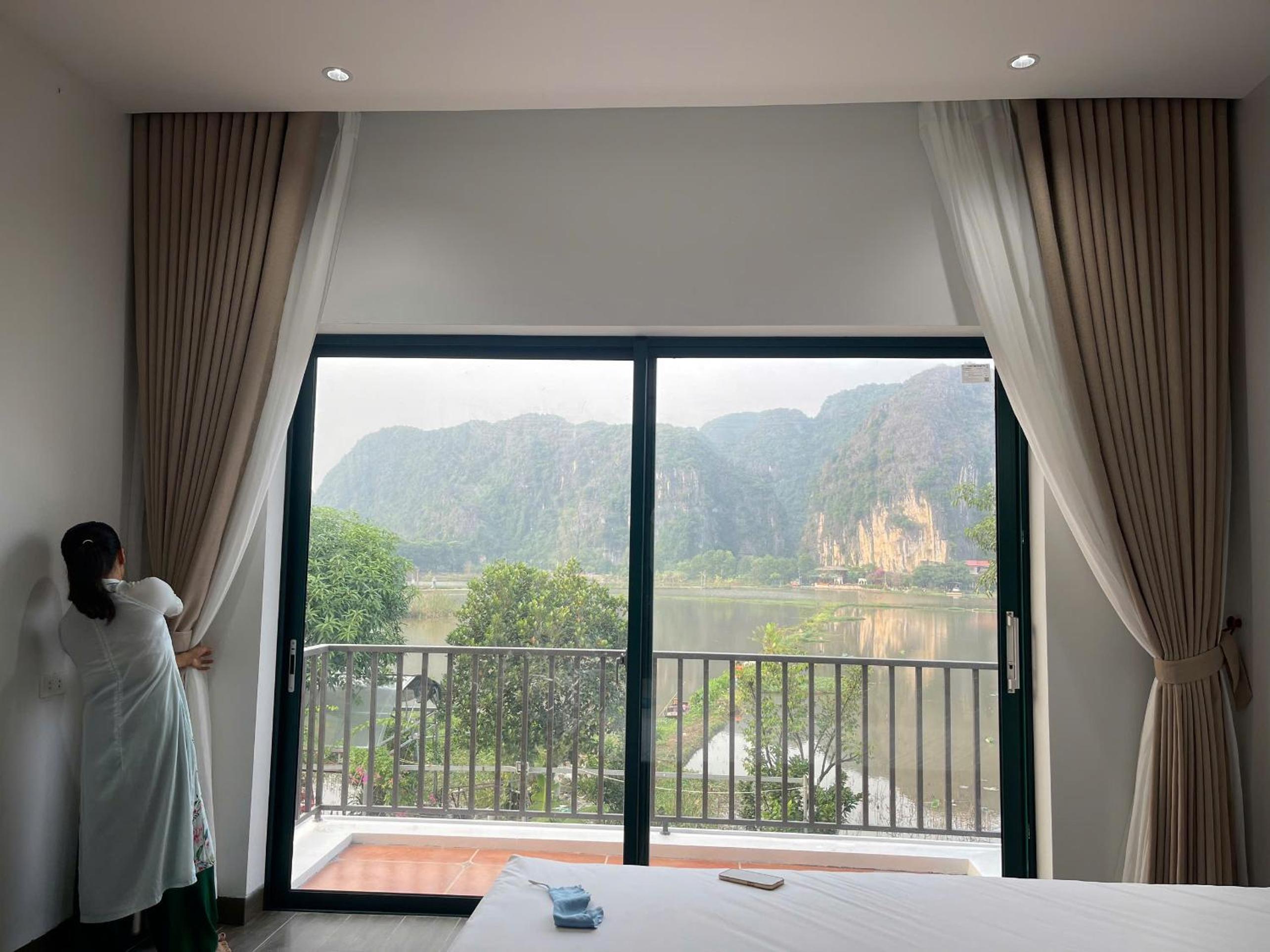 Tam Coc Mountain View Homestay