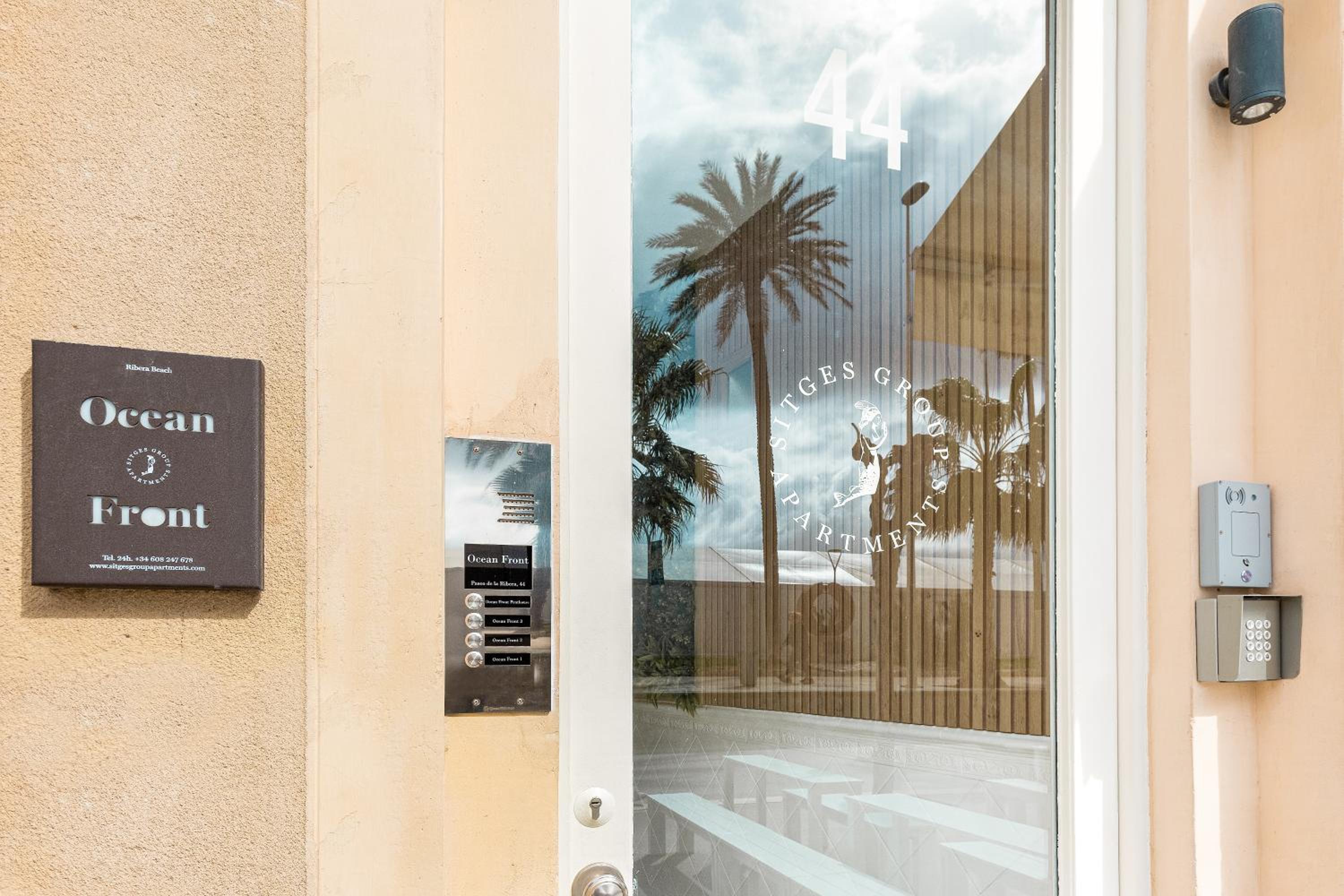 Sitges Group Ocean view 5