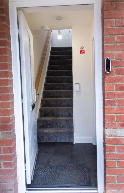 Modern 3 Bedroom Home in Newcastle - Parking view 5