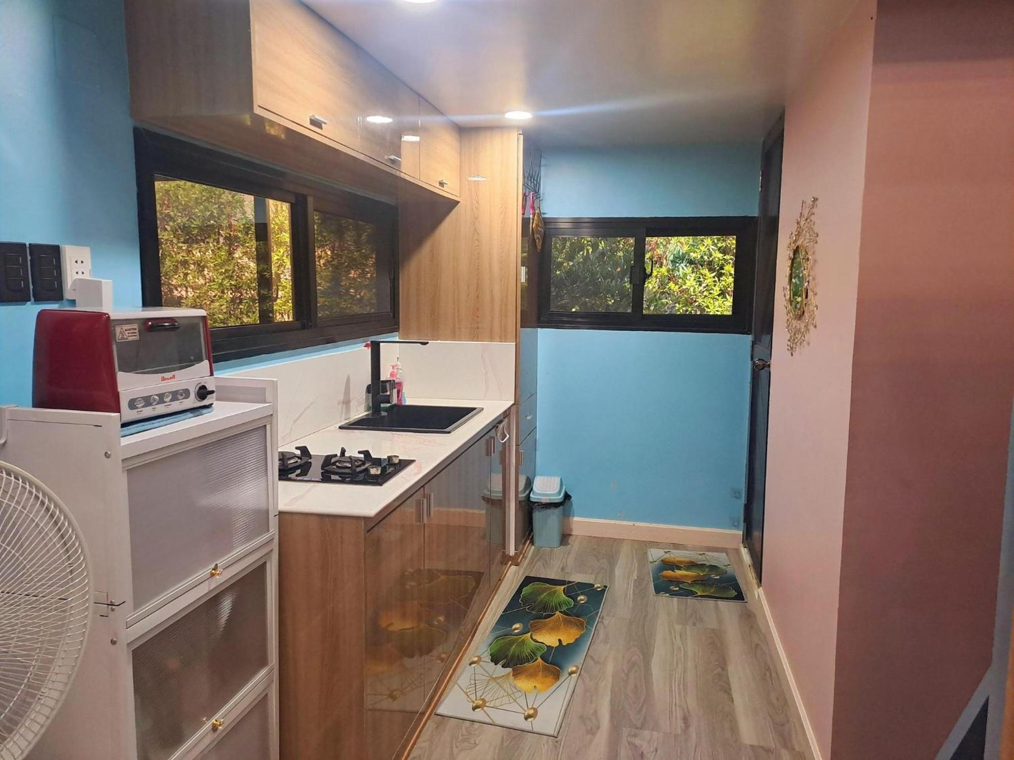 Entire Loft House Patio & Garden, Belle's Homestay view 4