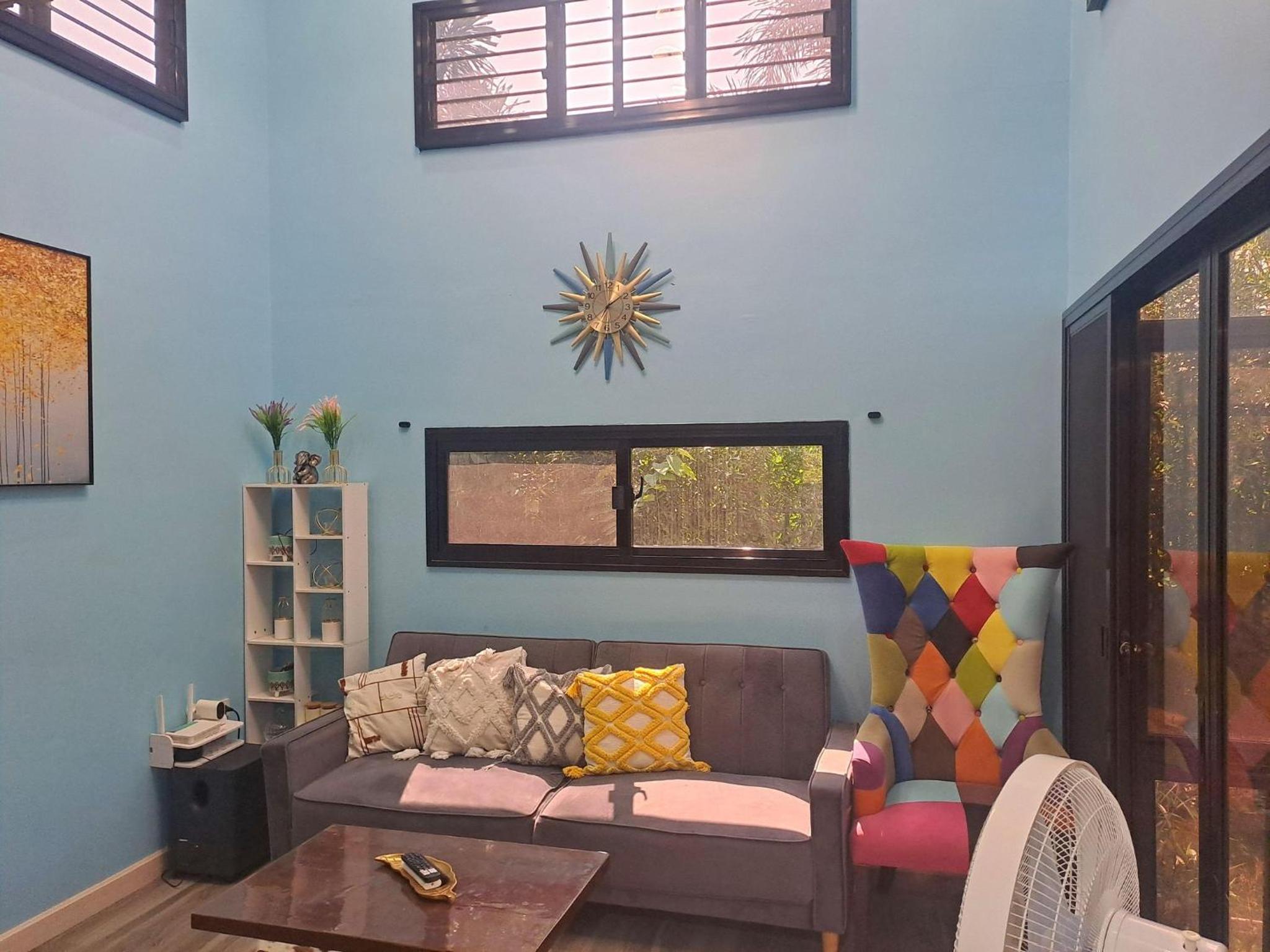 Entire Loft House Patio & Garden, Belle's Homestay view 5