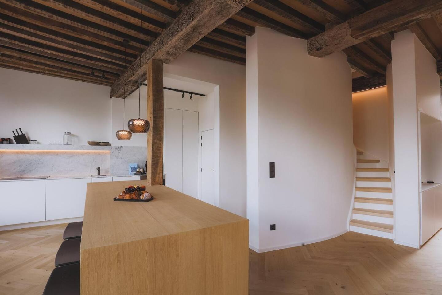 Kozy Home Spacious Luxurious home