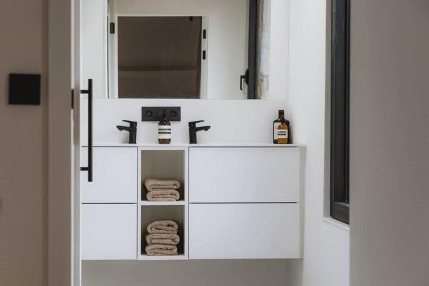 Kozy Home Spacious Luxurious home