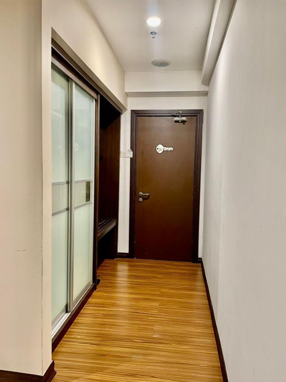 Crystal Studio Apartment KBCP