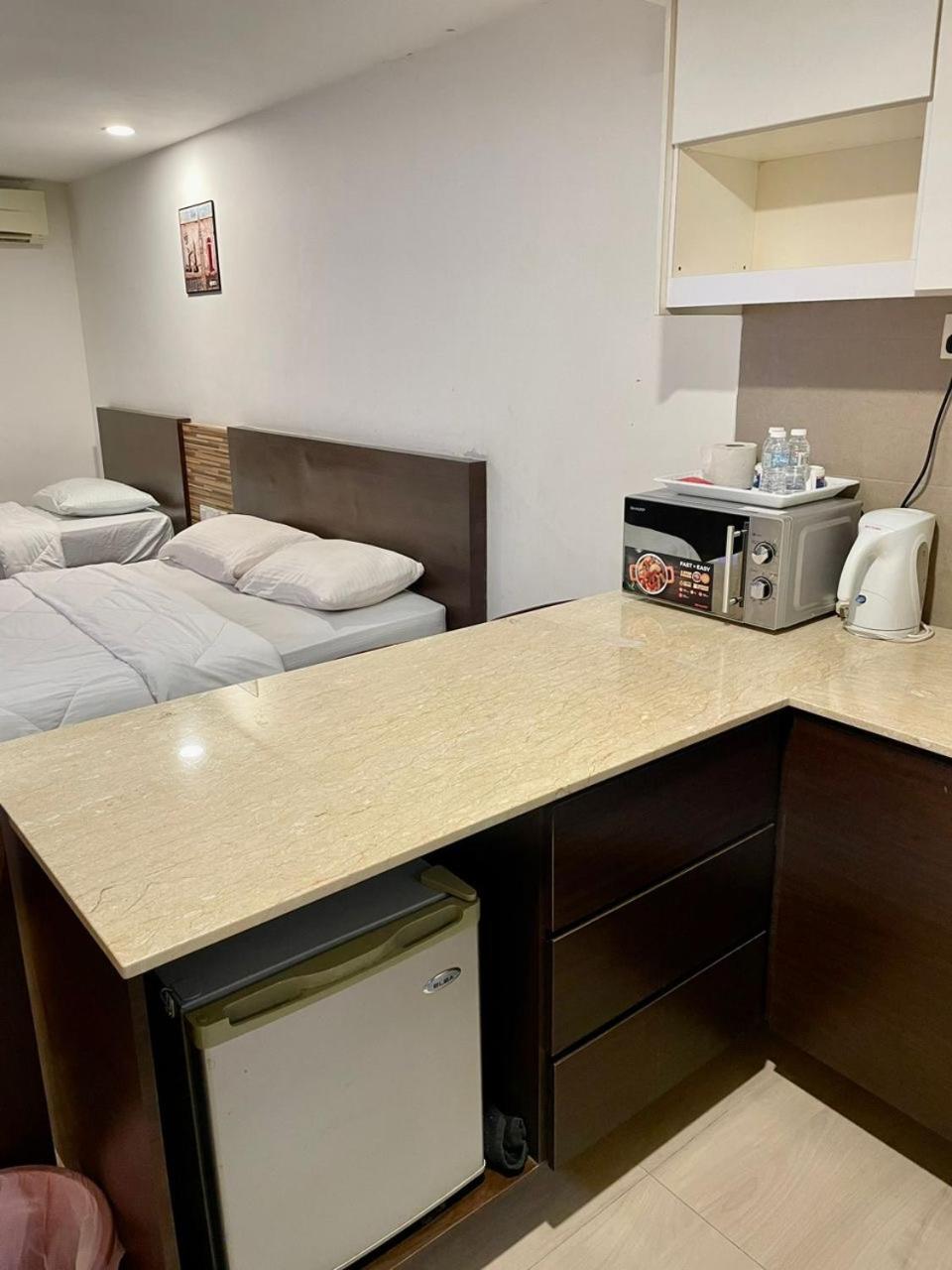Crystal Studio Apartment KBCP