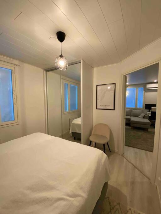 Peaceful house with own SAUNA, FREE PARKING