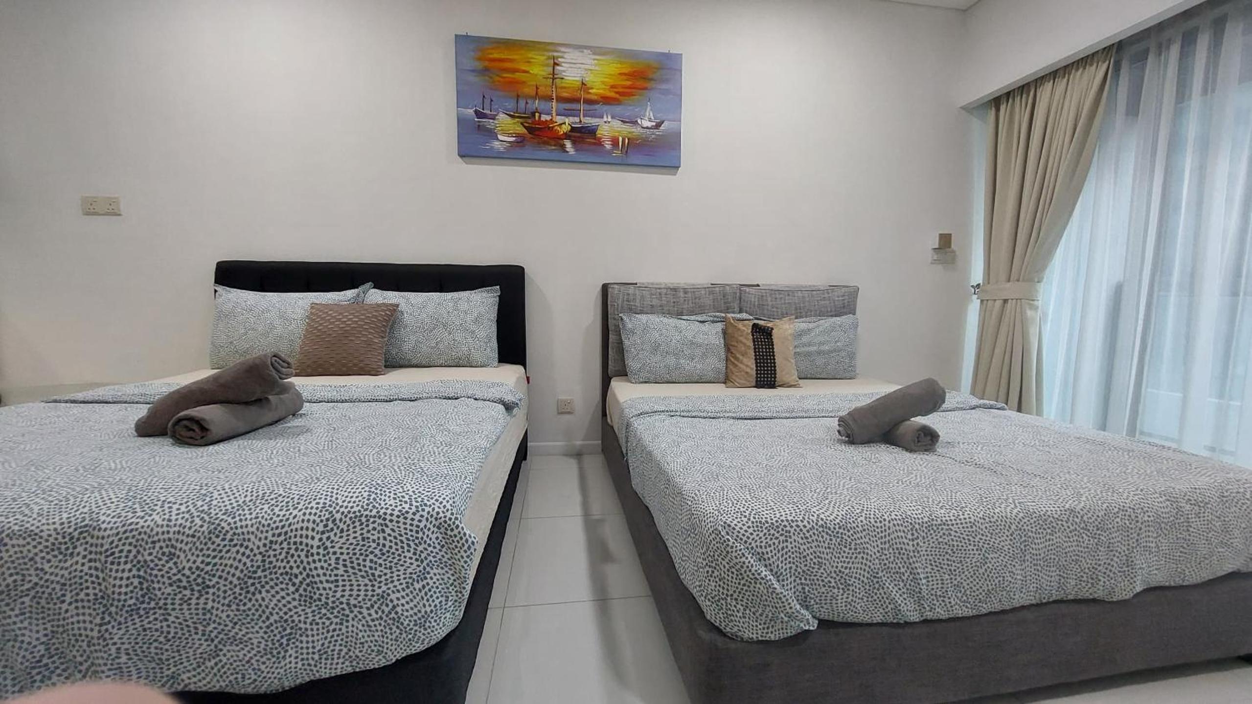 IHomes33 Summer Suites KLCC LRT 2-4 Pax, IH03