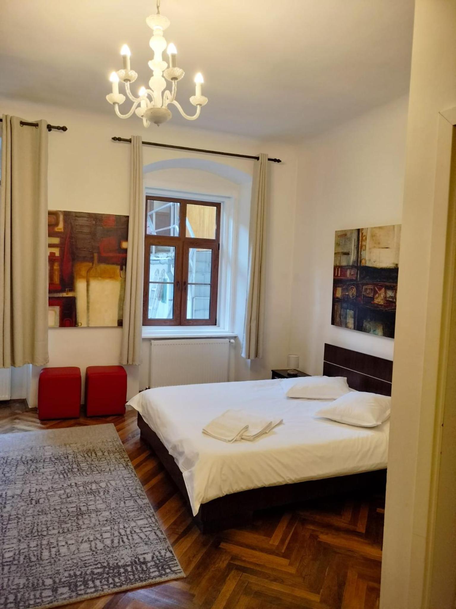 Casa Sforii Brasov view 2