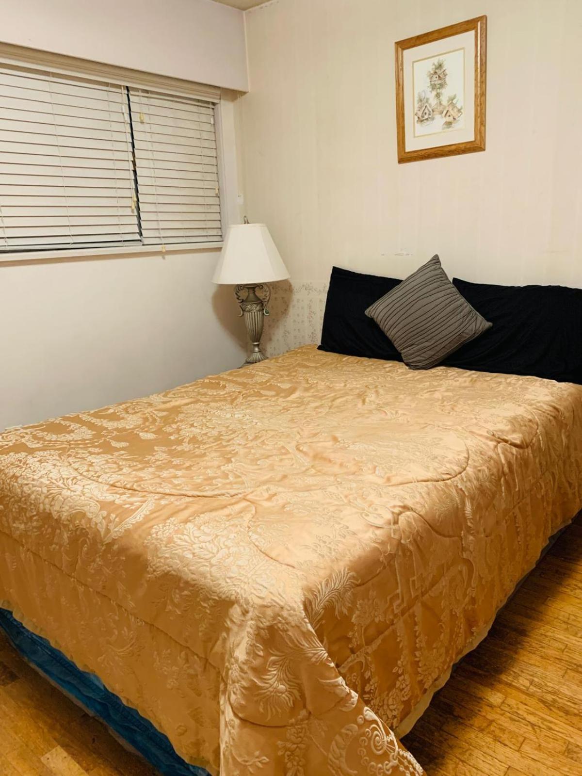 Surrey Vacations - Cosy Romantic Stay in Surrey- Walking distance from Guildford Town Centre - Property Image 5
