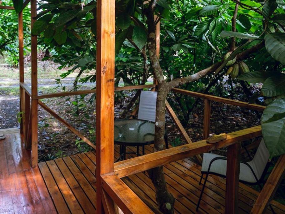 Río Celeste, Cacahua Lodge