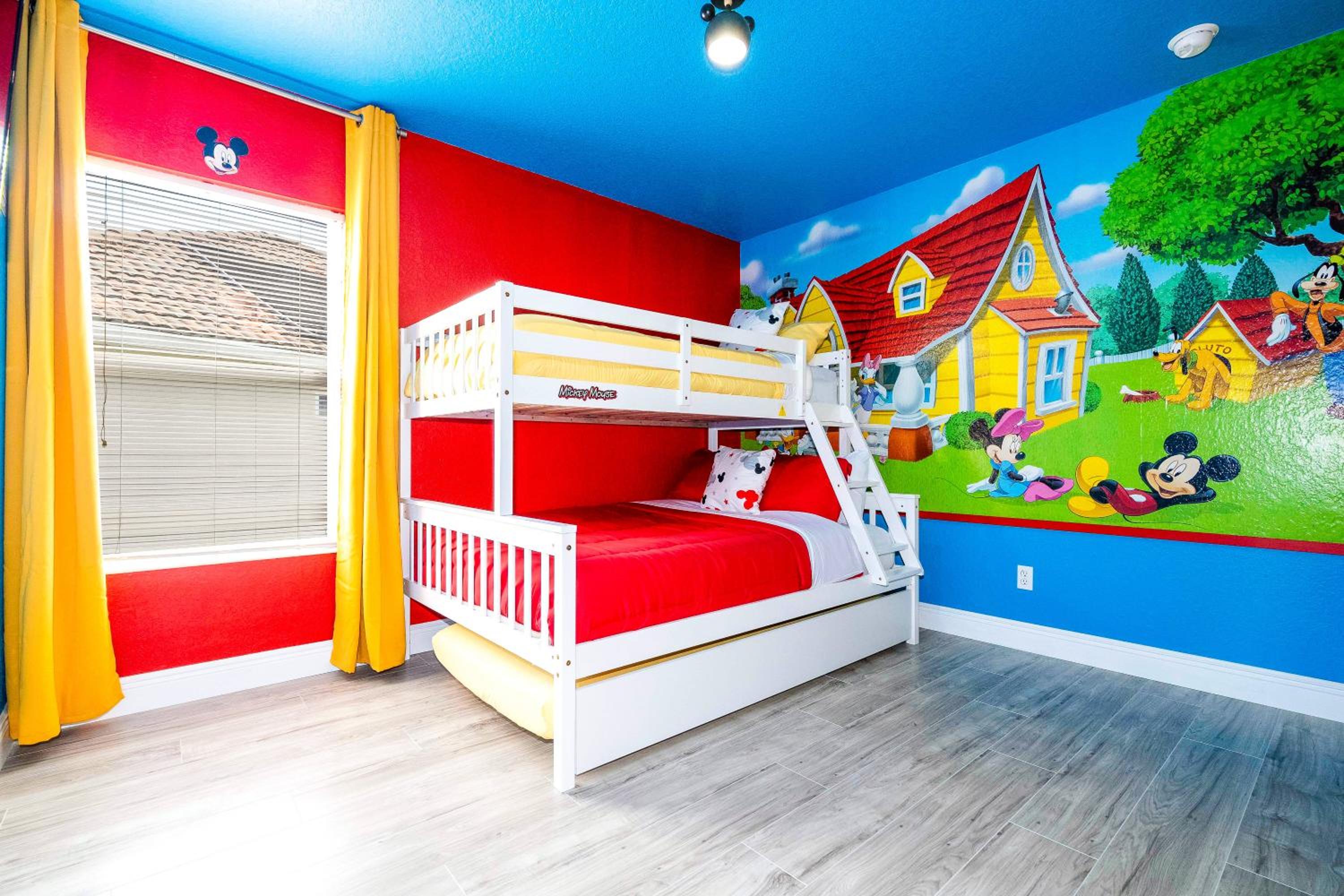FREE Water Park Fun Included Large Resort Home