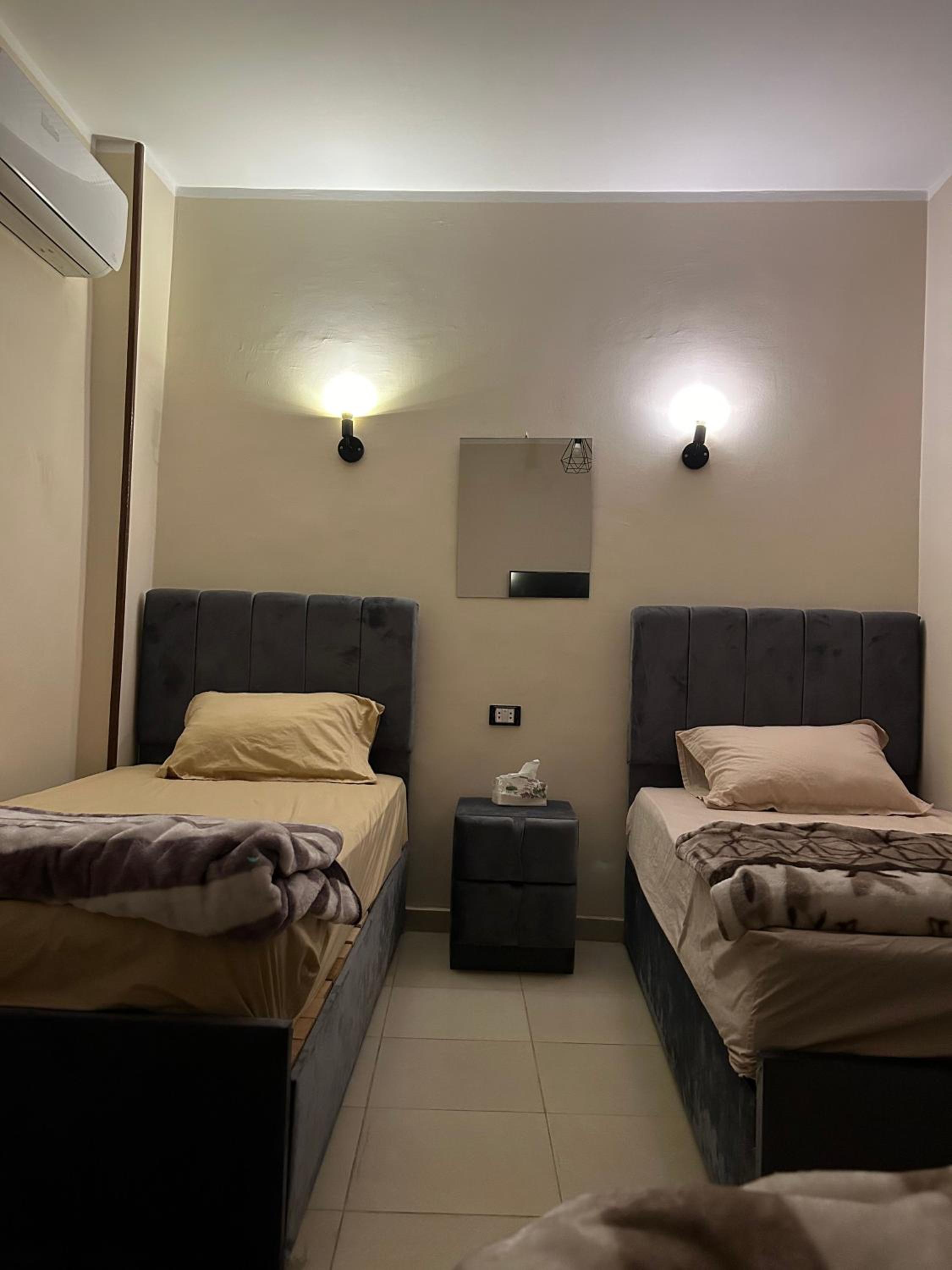 Pyramids Road Guest House