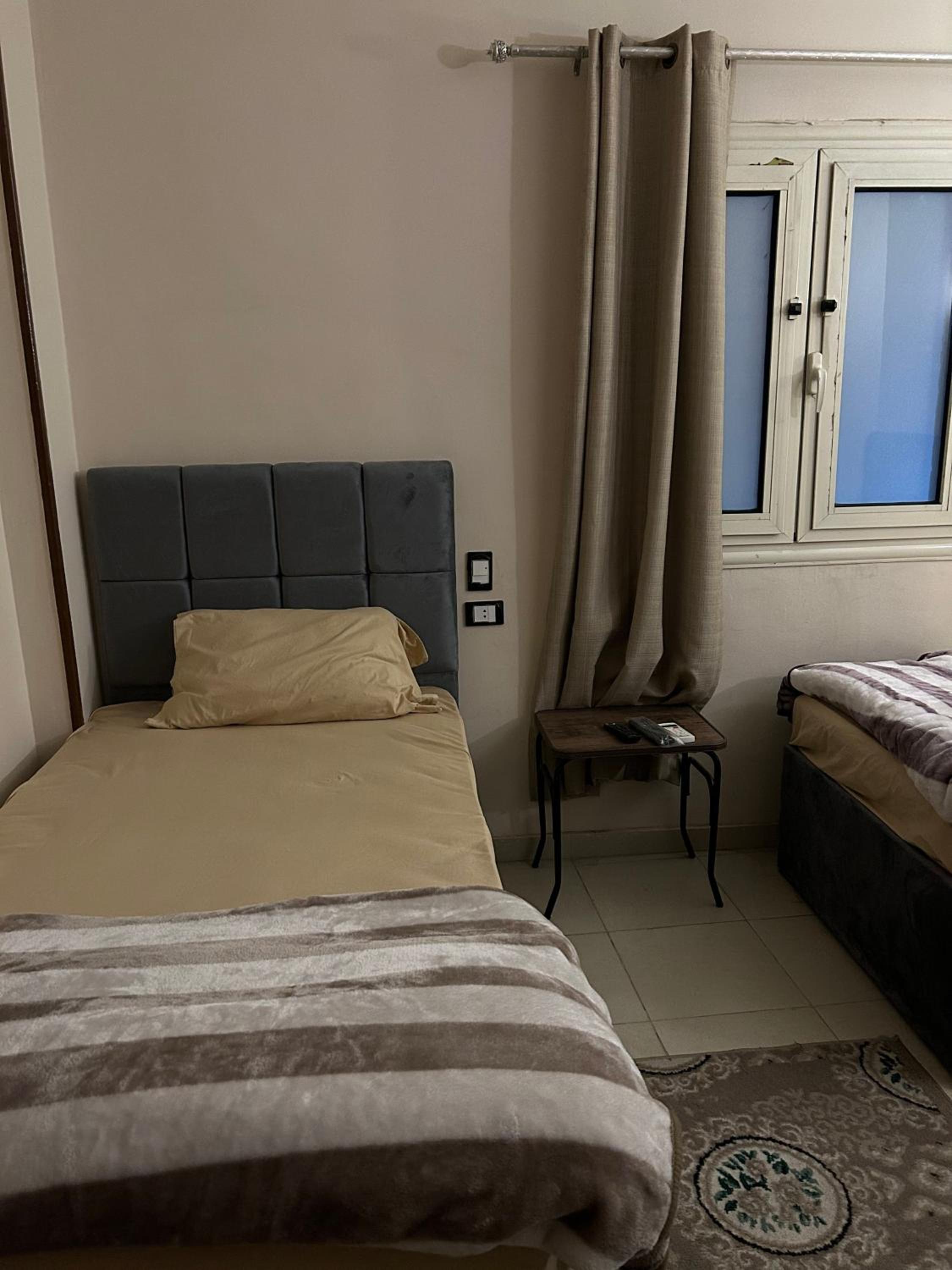 Pyramids Road Guest House