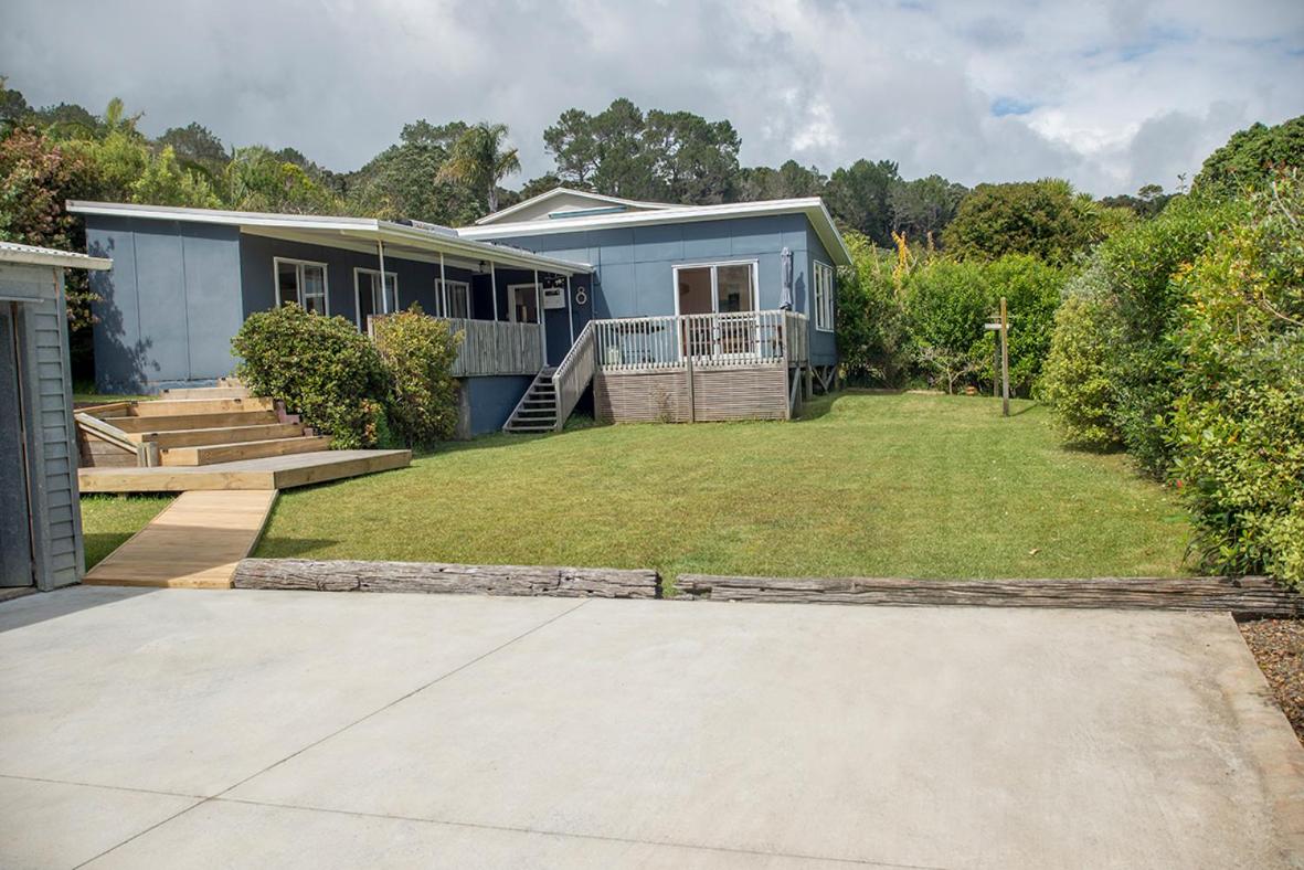 Nigel's Crib - Coopers Beach Holiday Home view 2