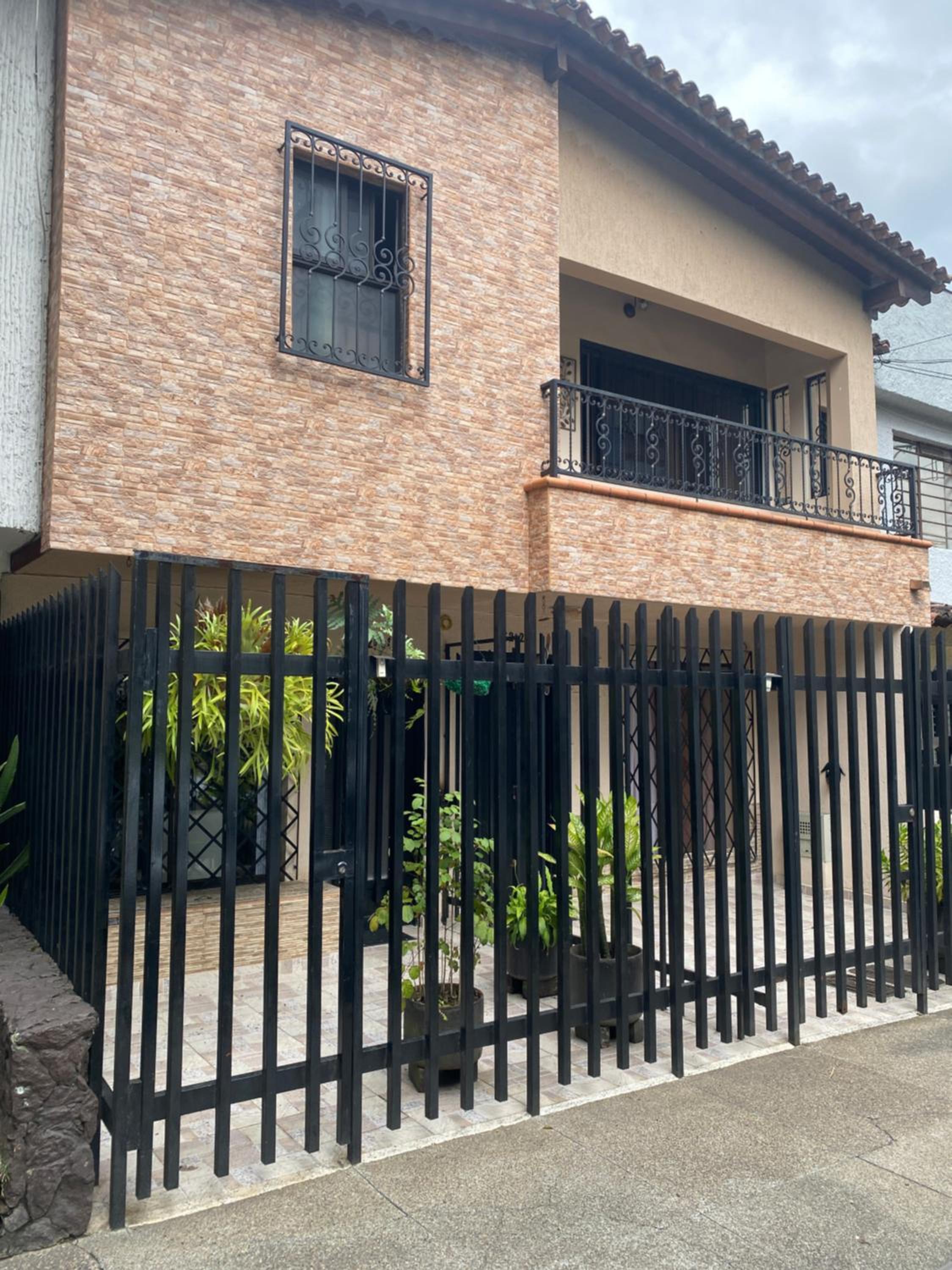 Acogedor loft, para 4 huéspedes Medellín Antioquia
