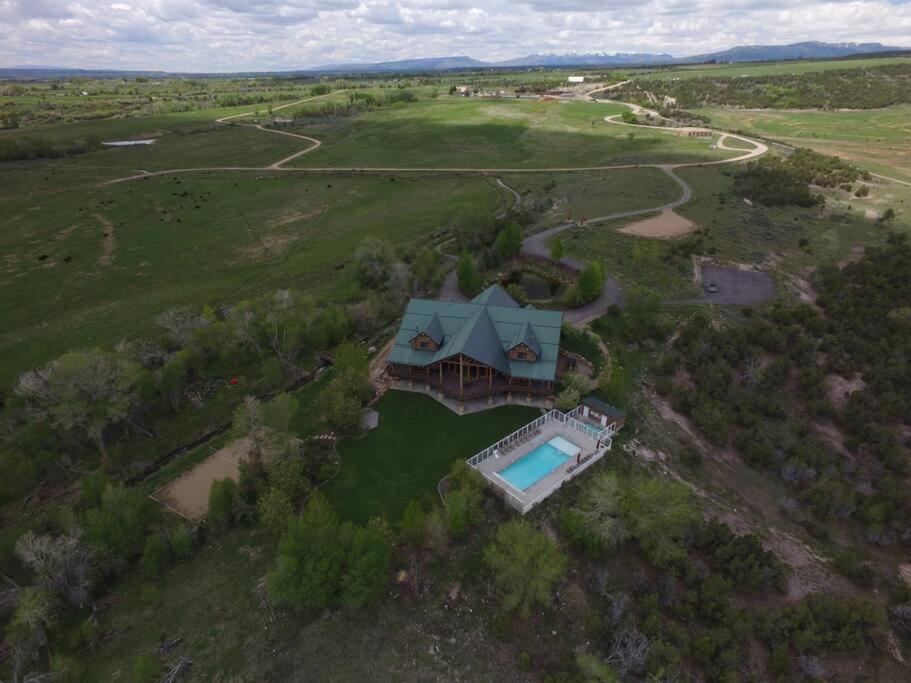 Large Group Lodge with Pool and Private Ranch