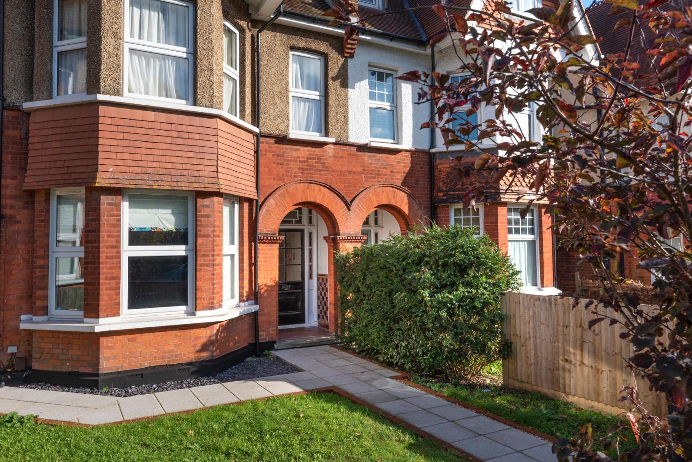 Aryas Apartments London - Croydon
